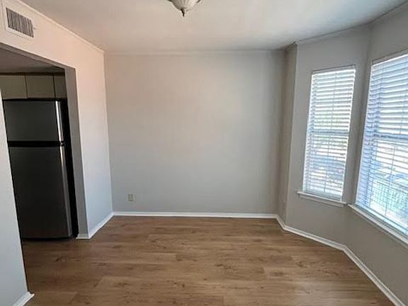 4th image of 600 Bagby Ave APT 1E