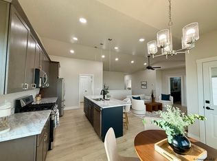 1277 N Carolina Rd, Cheyenne, WY 82009