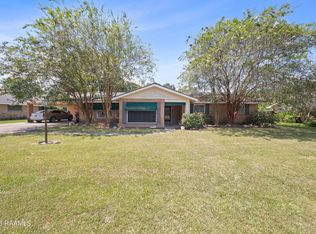 313 Meadow Ln, Lafayette, LA 70506