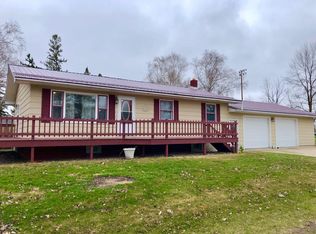 503 Main Ave S, Roseau, MN 56751