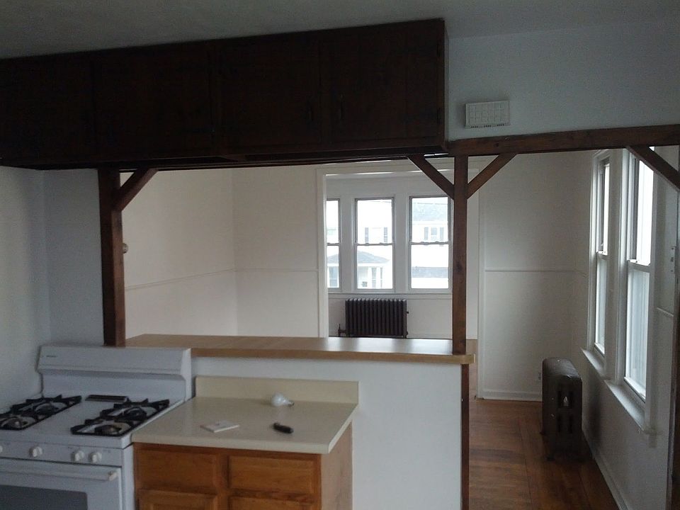 Kitchen & Dining room