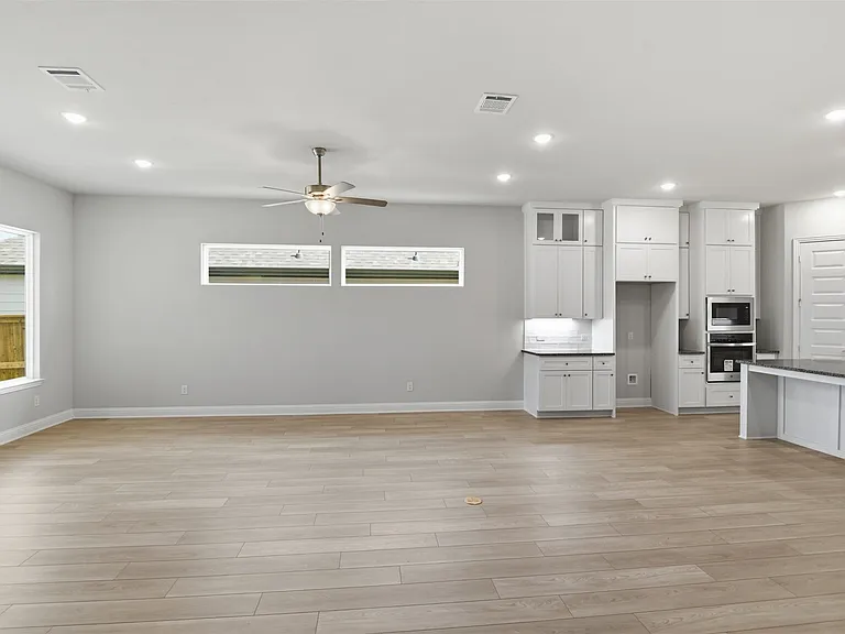 2524 Ballaster Mews — Photo 13
