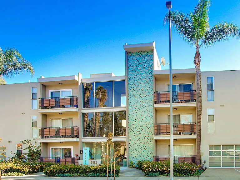 5112 Laurel Cyn Apartments — Photo 25