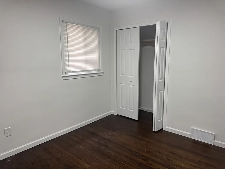 28542 Rosewood St — Photo 7