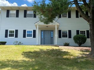 8 Ivy Ct APT A, Fishkill, NY 12524