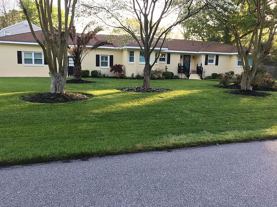 1st image of 4408 Reynolds Dr