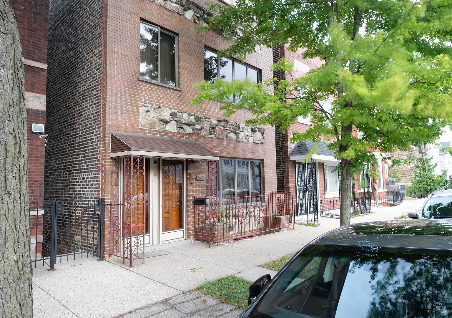 2 bed, 500 sqft, $1,800 — Photo 3