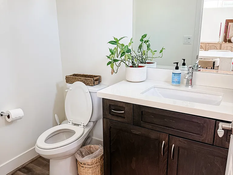 3218 Fennel Ln — Photo 8