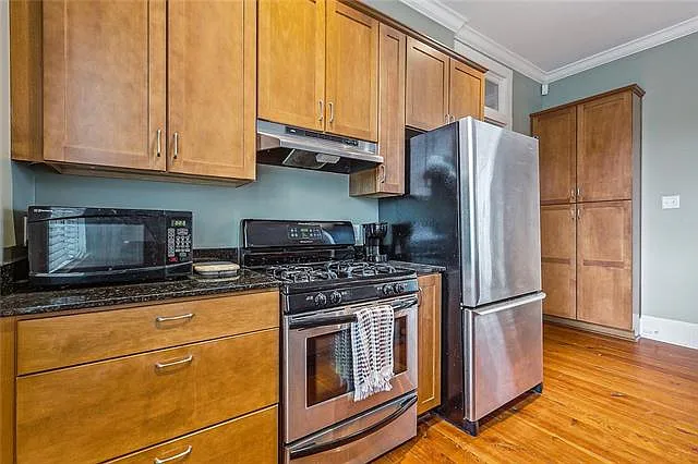 8539 Freret St — Photo 7