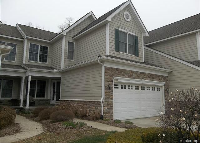 1st image of 26300 Fieldstone Dr #1