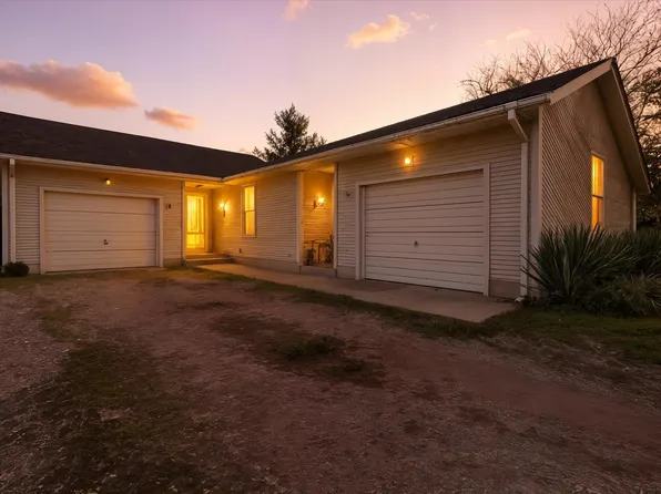 41 Chary Ln NW, Sparta, MI 49345