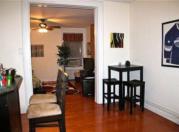 3rd image of 1122 Washington St APT 1