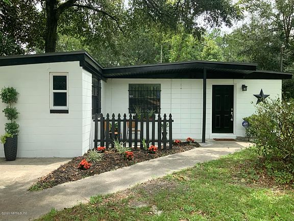 2nd image of 10519 Gailwood Cir E
