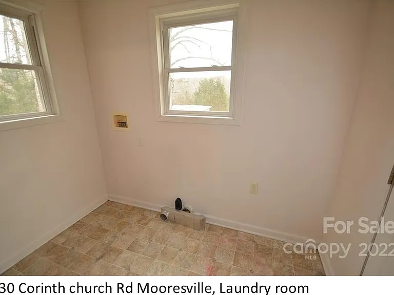 Laundry Room, Washer & Dryer Included