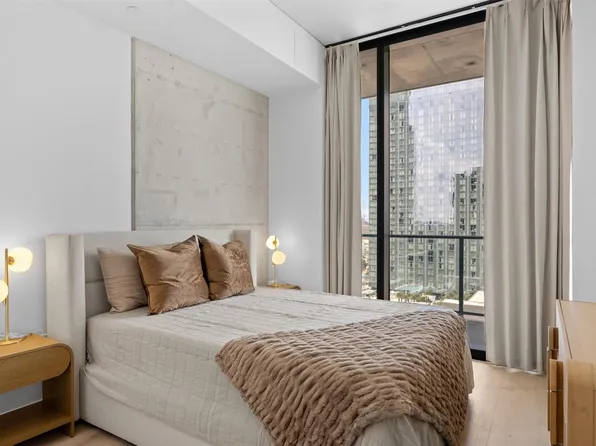 610 Davis St Unit 2010, Austin, TX 78701