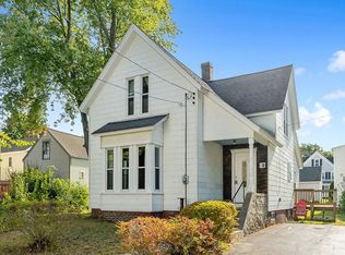 10 School St, Ayer, MA 01432