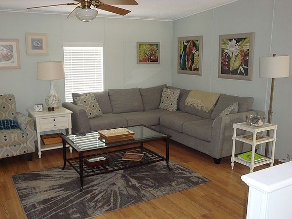 SPACIOUS LIVING AREA