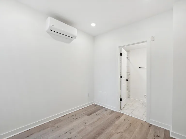 3458 Frankford Ave #4 — Photo 6