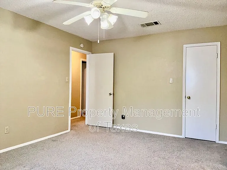 2105 Balsam Way — Photo 13