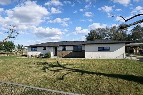 480 Iona Ave Photo 1