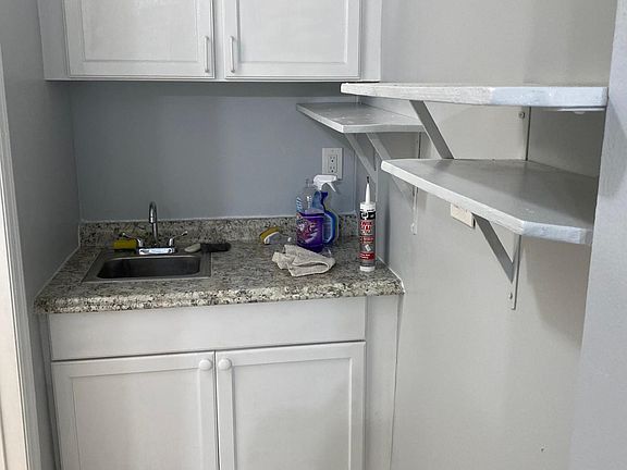 5th image of 532 Minola Dr