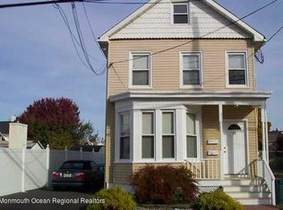 17 Atlantic St, Keyport, NJ 07735