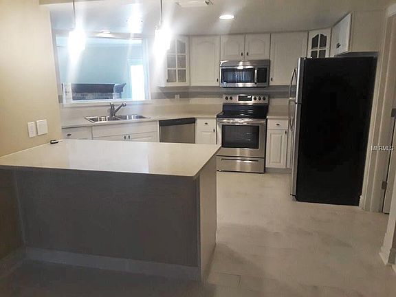5th image of 8214 Westridge Dr