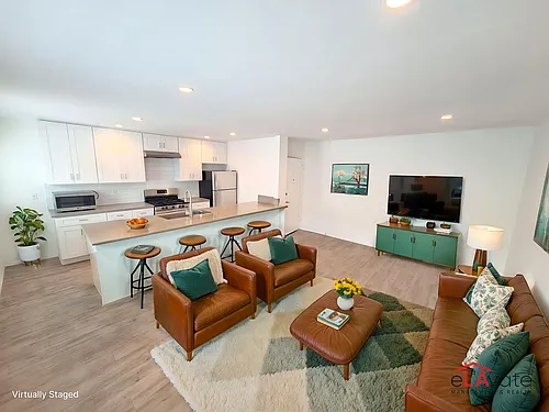 12625 Pacific Ave Photo 1