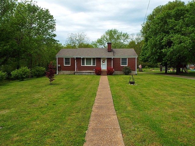 1st image of 3924 Oxbow Dr