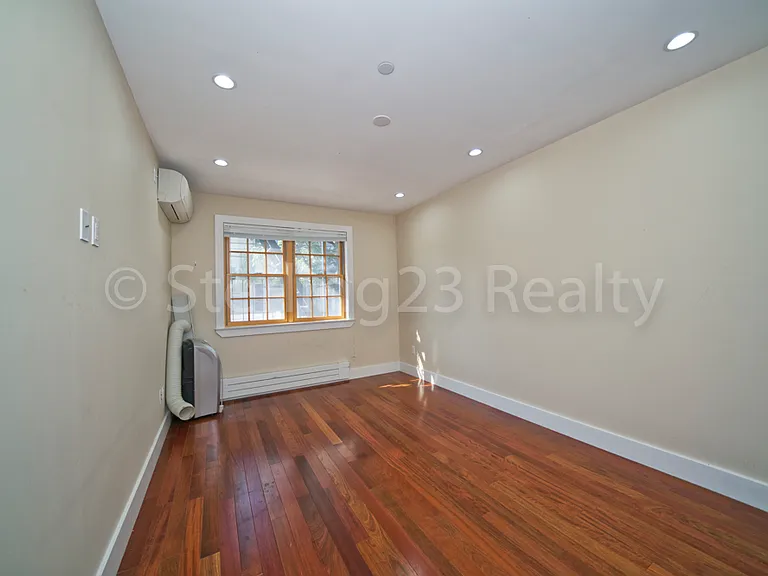 21-08 Steinway St #4 — Photo 12