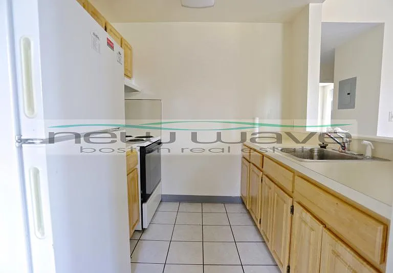 586 Massachusetts Ave #3 — Photo 13