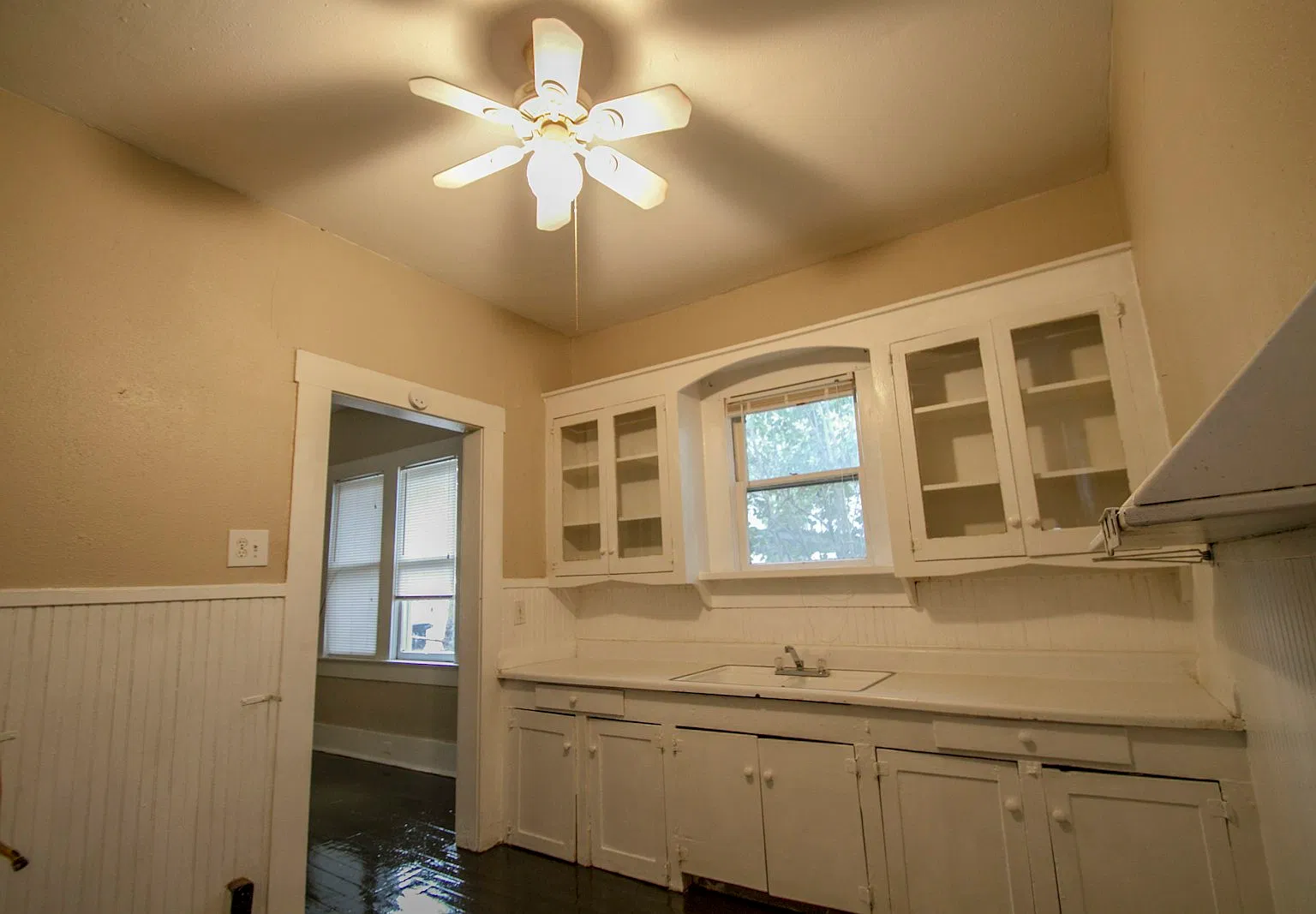 1727 Nolan Street — Photo 4