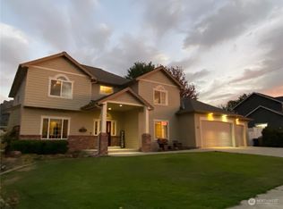 1411 Dogwood Ln, Wenatchee, WA 98801