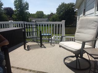 1683 Christy Rd, Hermitage, PA 16148