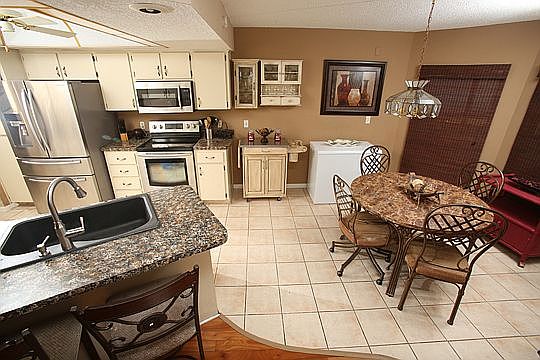Kitchen and Breakfast Nook