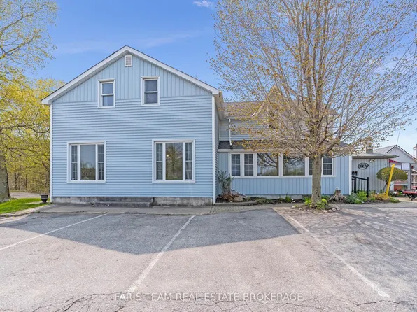 4047 Horseshoe Valley Rd W, Springwater, ON L9X 0Z6