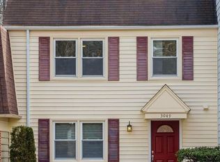 3049 Silent Valley Dr, Fairfax, VA 22031