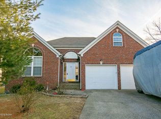 7106 Ridge Farm Ct, Louisville, KY 40291
