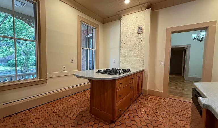 52 Mattoon St #1 — Photo 7