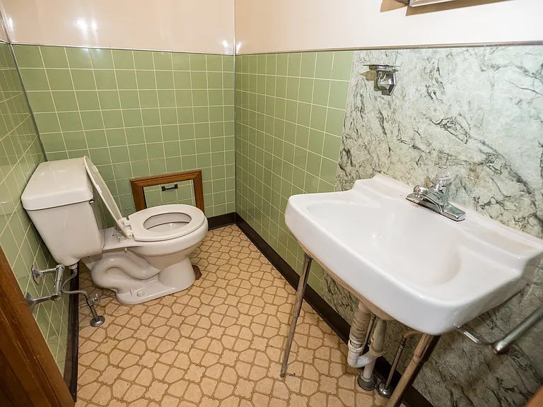 1363 Frankstown Rd #3 — Photo 8