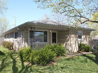 18 Glengyle St, Beech Grove, IN 46107