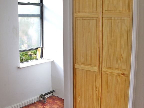 2nd image of 310 Eldert St #1