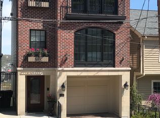 1130 Fort View Pl, Cincinnati, OH 45202