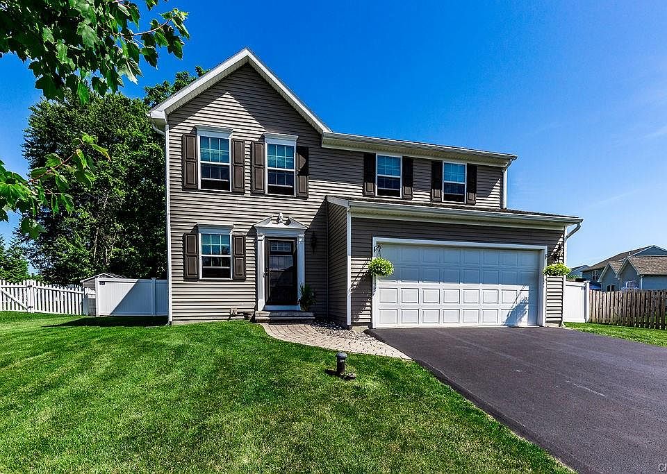 1st image of 35 Naylor Cir