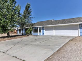 11560 Maple Valley Rd, Victorville, CA 92392