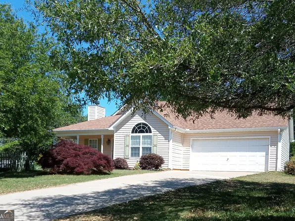 1109 Larkspur Dr, Locust Grove, GA 30248