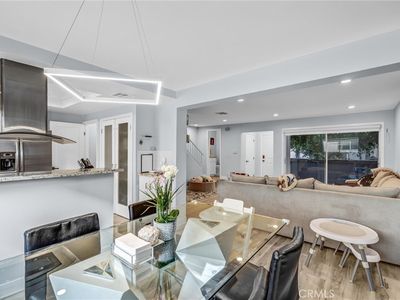 18550 Hatteras St Unit 44, Tarzana, CA, 91356