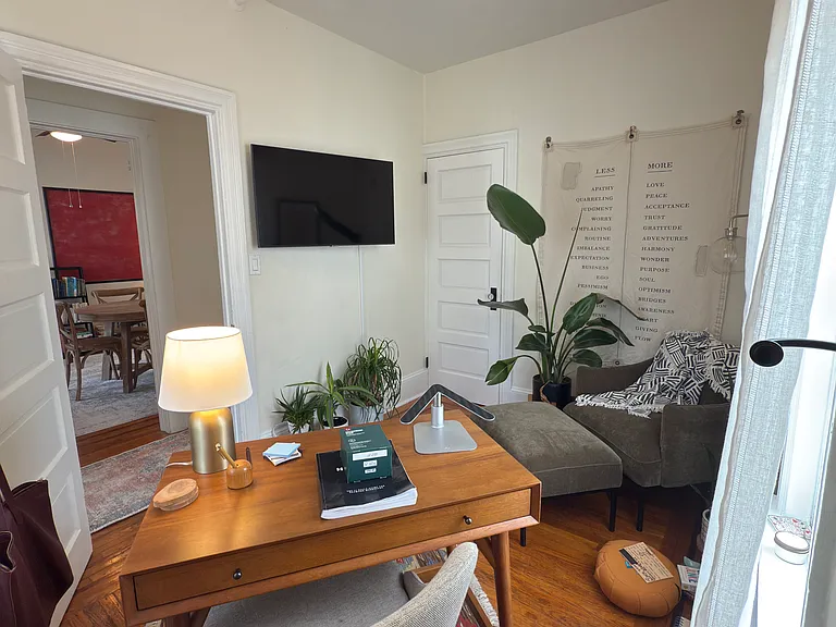 2nd Bedroom