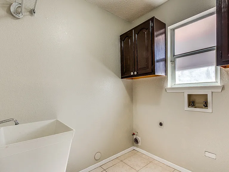 6104 La Posta Dr — Photo 23