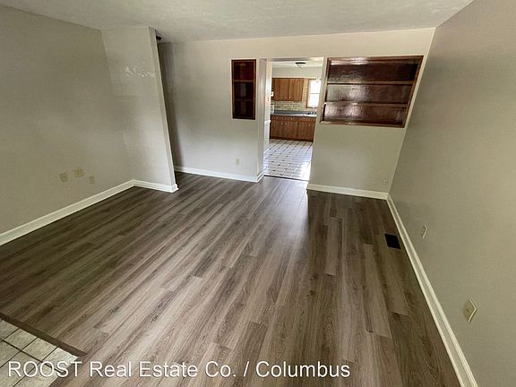 3rd image of 2478 Willow View Ct